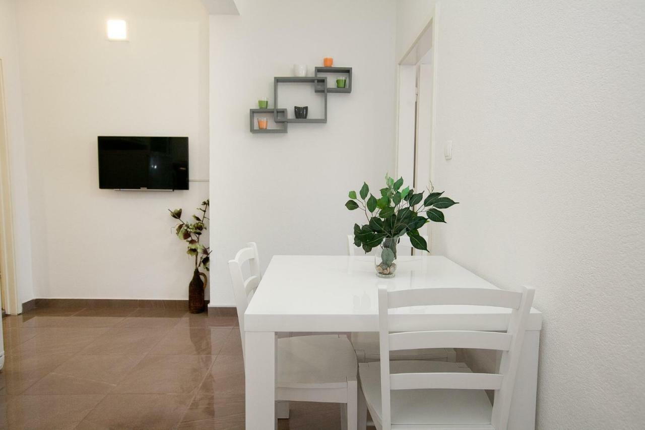 Apartman 1 Zadar Bagian luar foto