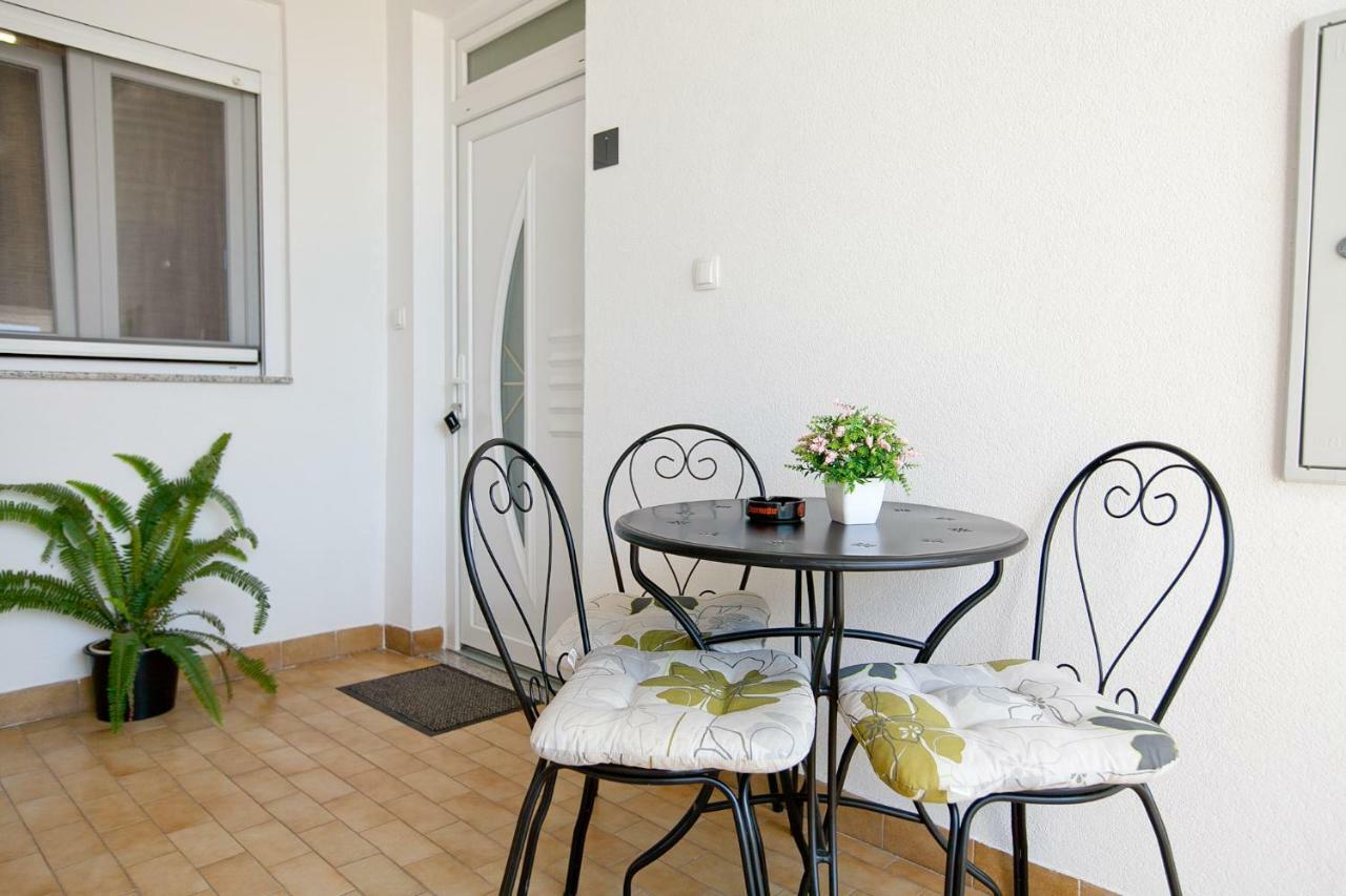 Apartman 1 Zadar Bagian luar foto